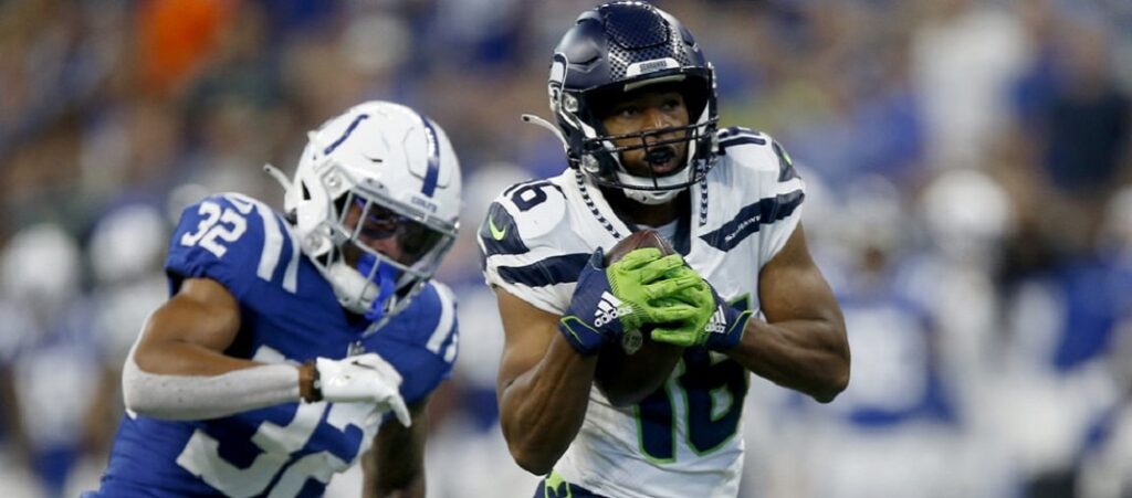 NFL DFS - Showdown MUST Plays - MONDAY Night Football [DraftKings] Seahawks  vs Giants 